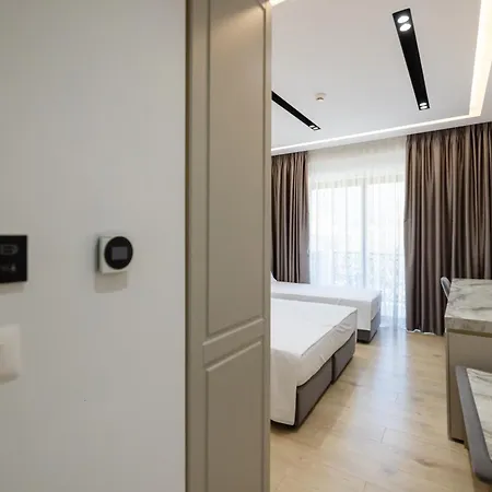 Hotel Chimaera Himare