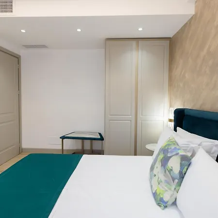 Chimaera 4*