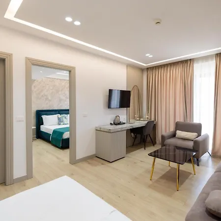 Chimaera 4* Himarë