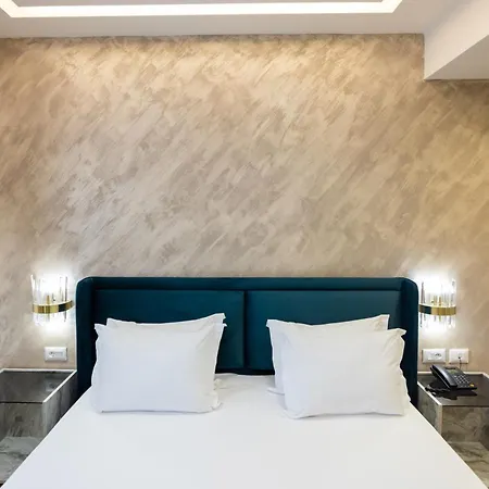 Chimaera Hotel