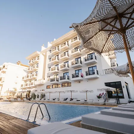 Chimaera Hotel