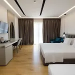 Chimaera Szálloda 4*