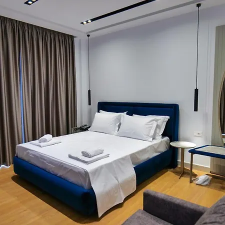 Hotel Chimaera 4*