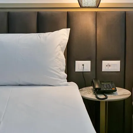 Chimaera Hotel 4*