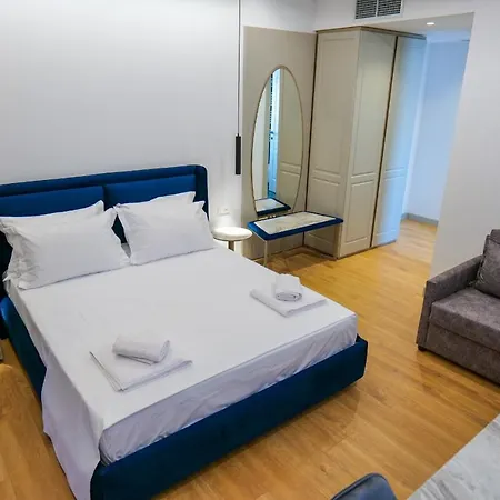 Chimaera Hotel Himare