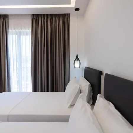 Chimaera Hotel