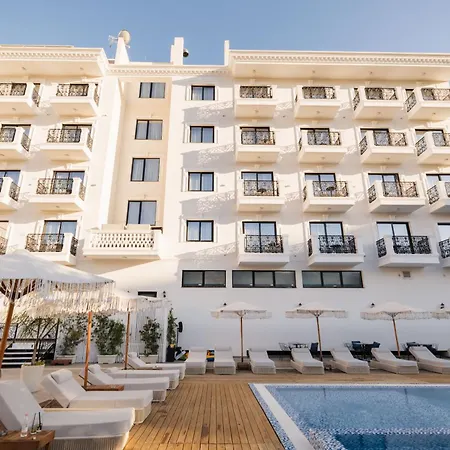 Chimaera Otel Himarë